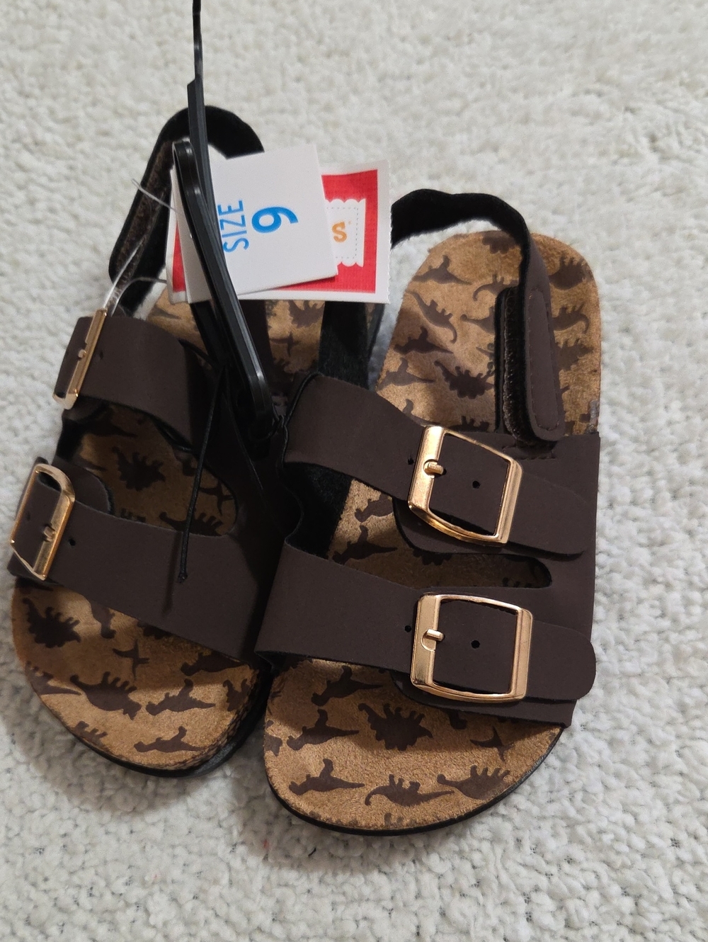 NWT KIDGETS DINASAUR PRINT SANDALS